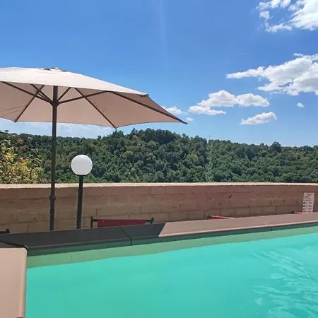 A 2 Passi Dal بيت ضيافة Grotte di Castro